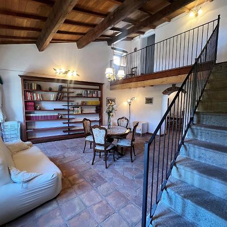 فيلا Casola in Lunigianaفي Ancient Farmhouse With Private Heated Hot Tub And Pool المظهر الخارجي الصورة